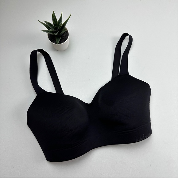 Lululemon Hold True Bra, Black - Picture 4 of 16